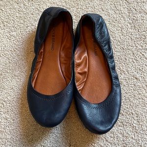 Lucky Brand Emmie ballet flats. Size 9. Navy. EUC